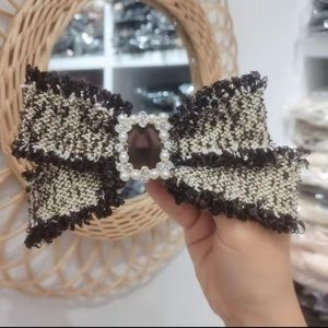 Tweed fabric vintage hair clip bow ✨✨